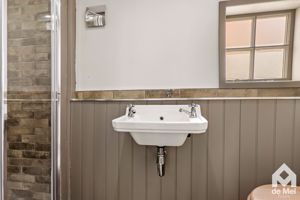 Photo 14- click for photo gallery